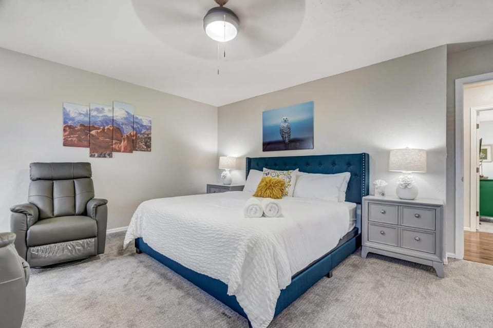 Briarhaven Forest BBQ & Patio & Fast WiFi House in Monument