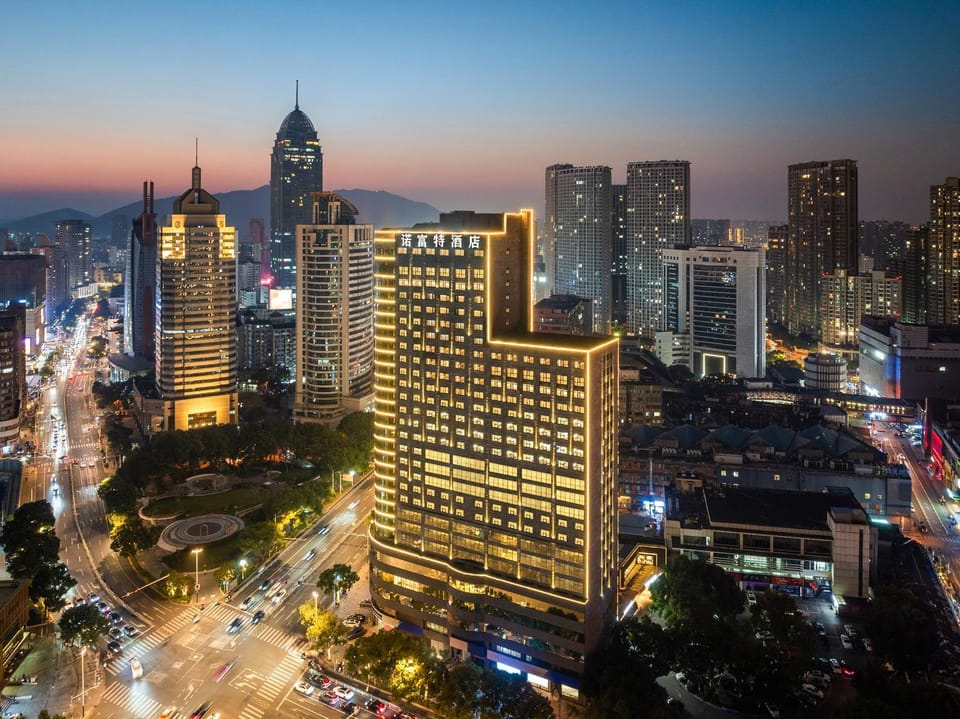 Property building, Bird's eye view, City view