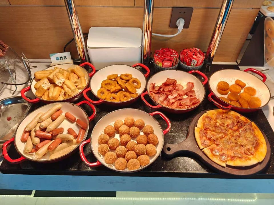 Breakfast, Italian breakfast, Italian breakfast, American breakfast, American breakfast