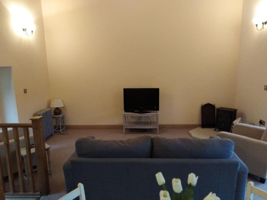 Upside down in Settle. Stylish, central and cosy House in Giggleswick