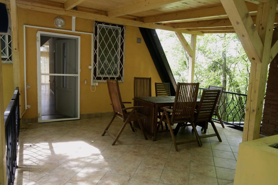 Balcony/Terrace, Balcony/Terrace