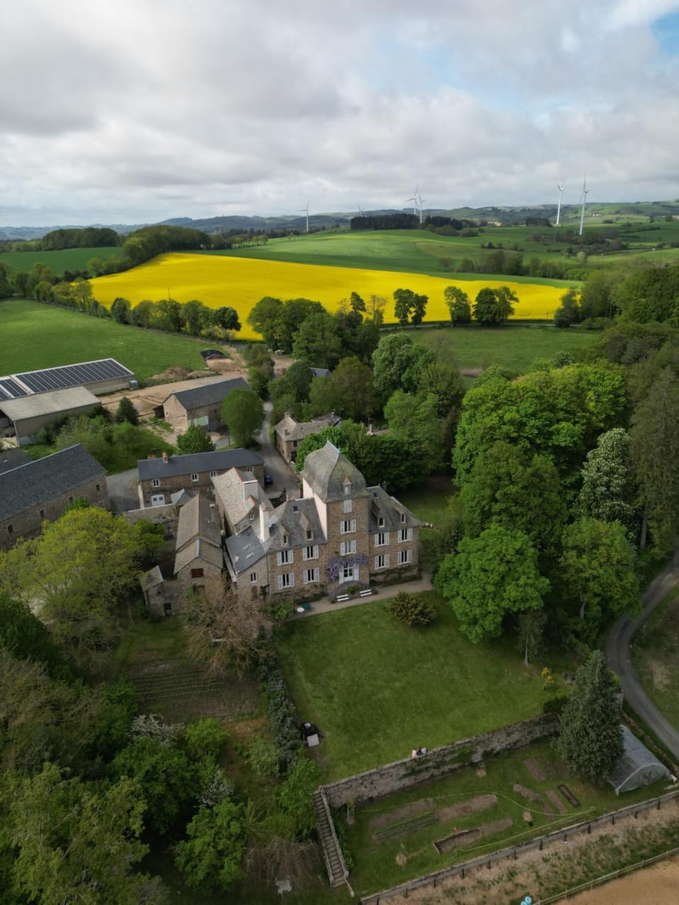 Property building, Spring, Day, Neighbourhood, Natural landscape, Bird's eye view, Street view