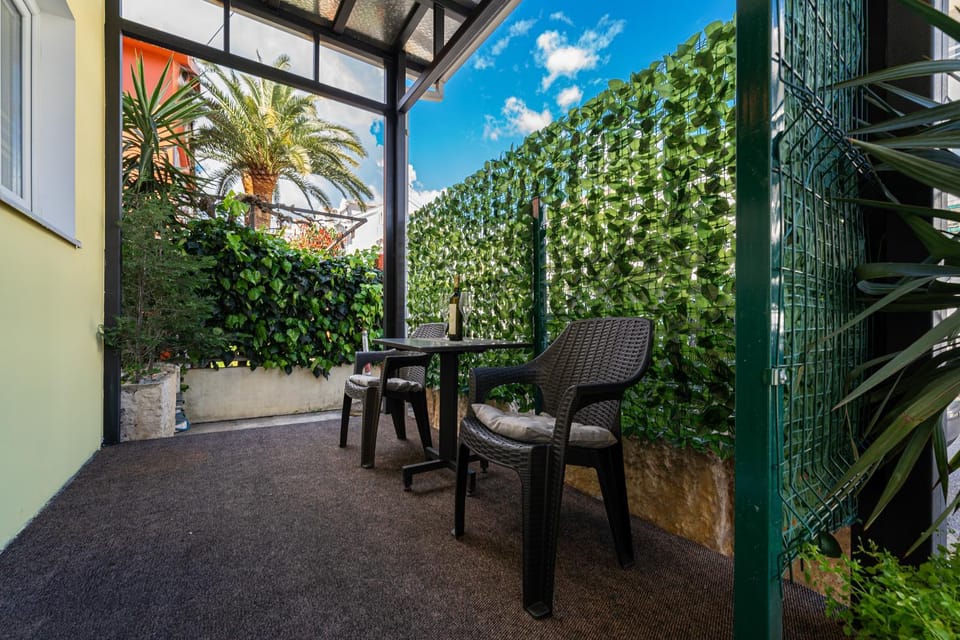 Day, Balcony/Terrace
