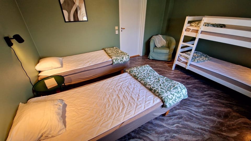 Bed, Photo of the whole room, Bedroom, bunk bed