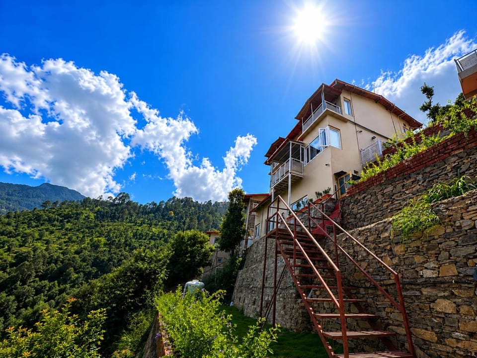 Property building, Spring, Natural landscape, Mountain view