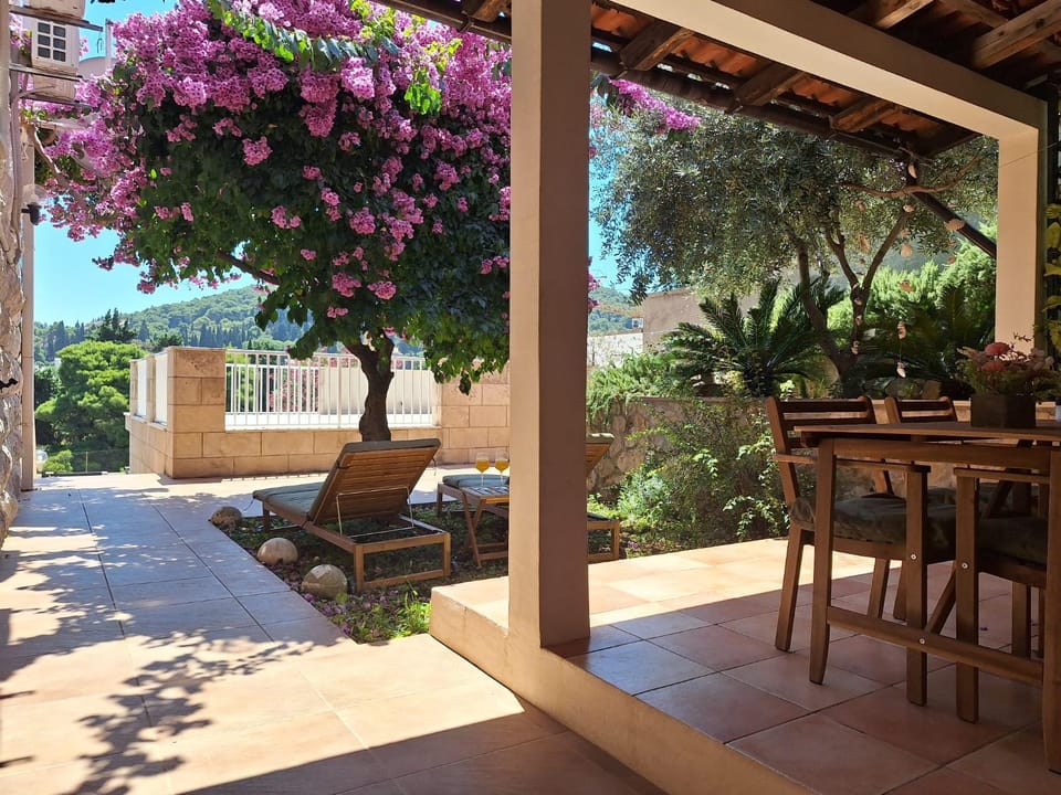 Villa Blue Promenade Apartment in Dubrovnik