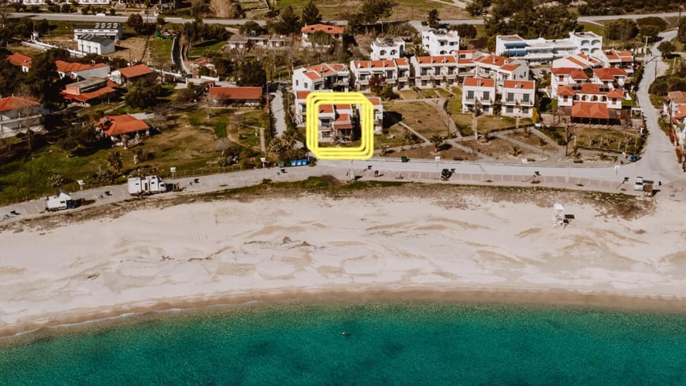 Property building, Facade/entrance, Property logo or sign, Neighbourhood, Natural landscape, Bird's eye view, Fishing, Snorkeling, View (from property/room), Other, Other, Beach, Hiking, Cycling, Text overlay, Sea view, Street view, Area and facilities, Sports, Sports, Location, Parking