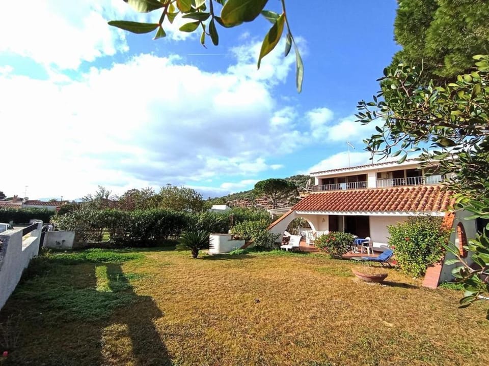 Property building, Garden, Garden