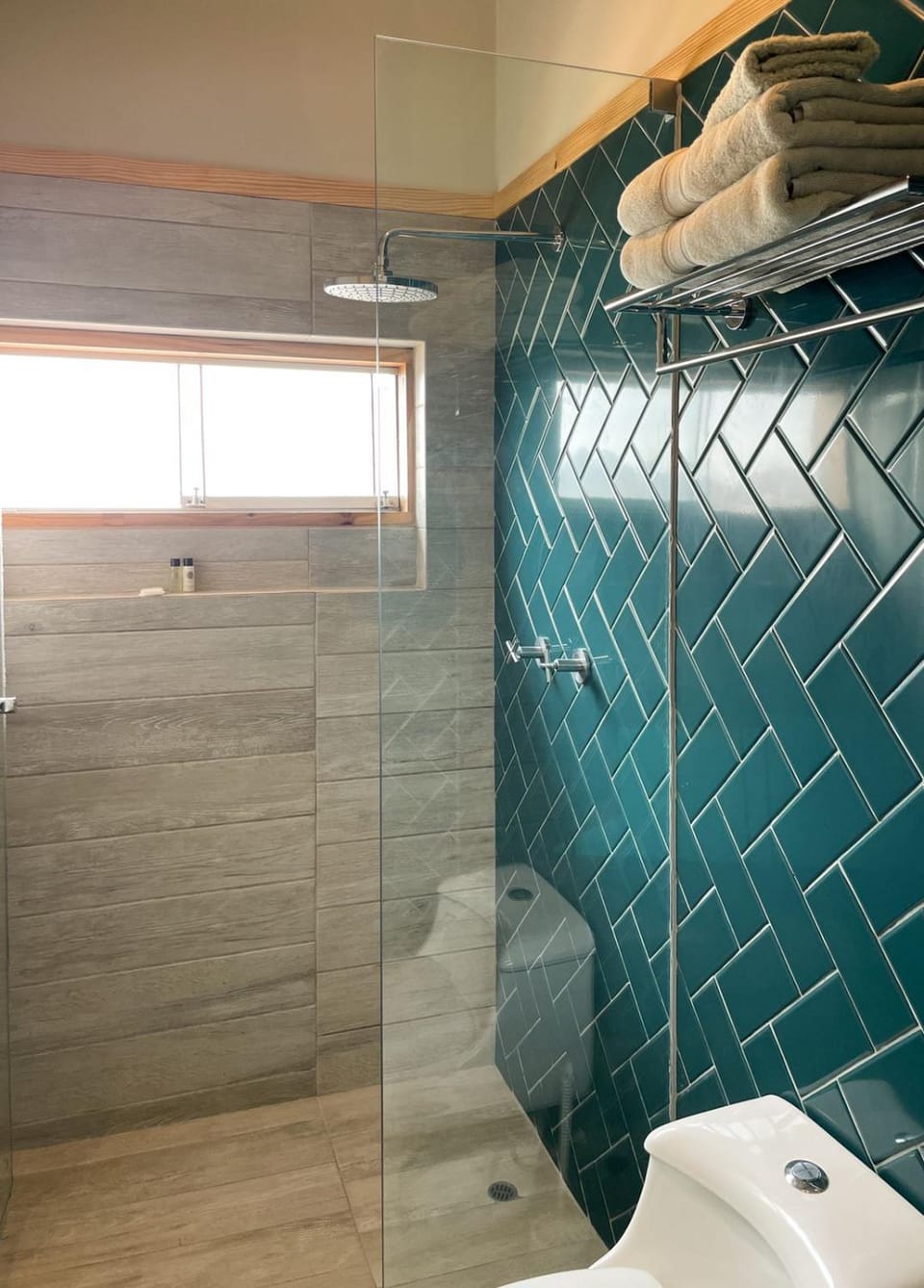 Shower, Bathroom, towels