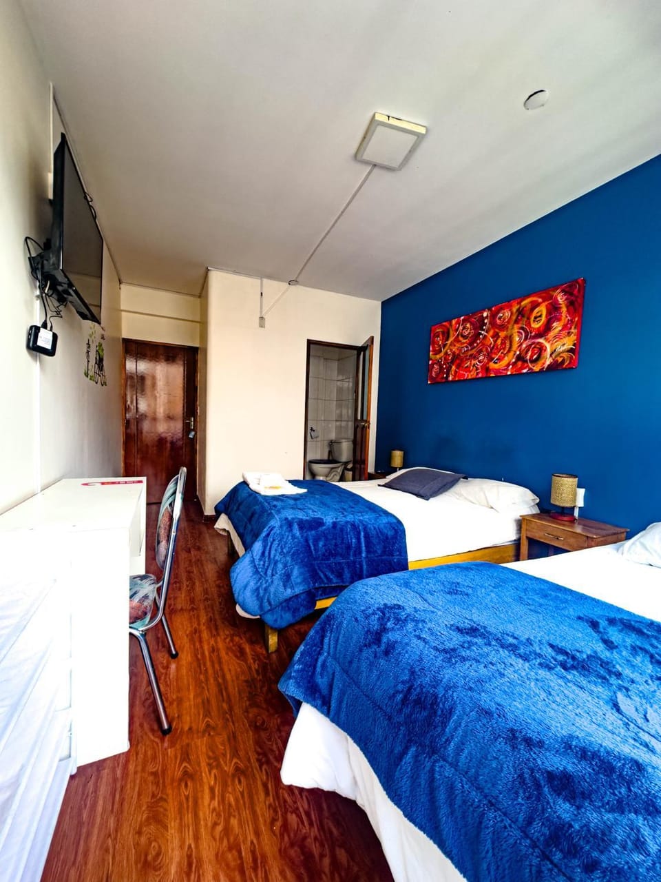 Bed, Photo of the whole room