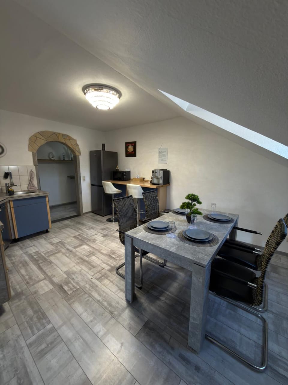 Casa Antic Große Moderne 45qm wohnung im Zentrum Am Bahnhof Kostenloses WLAN Apartment in Thuringia, Germany