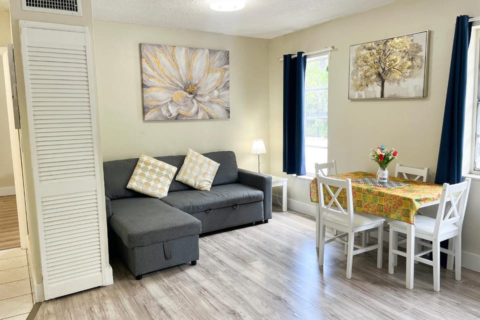 Sunny Isles Apartments by MiaRentals Apartment in Sunny Isles Beach