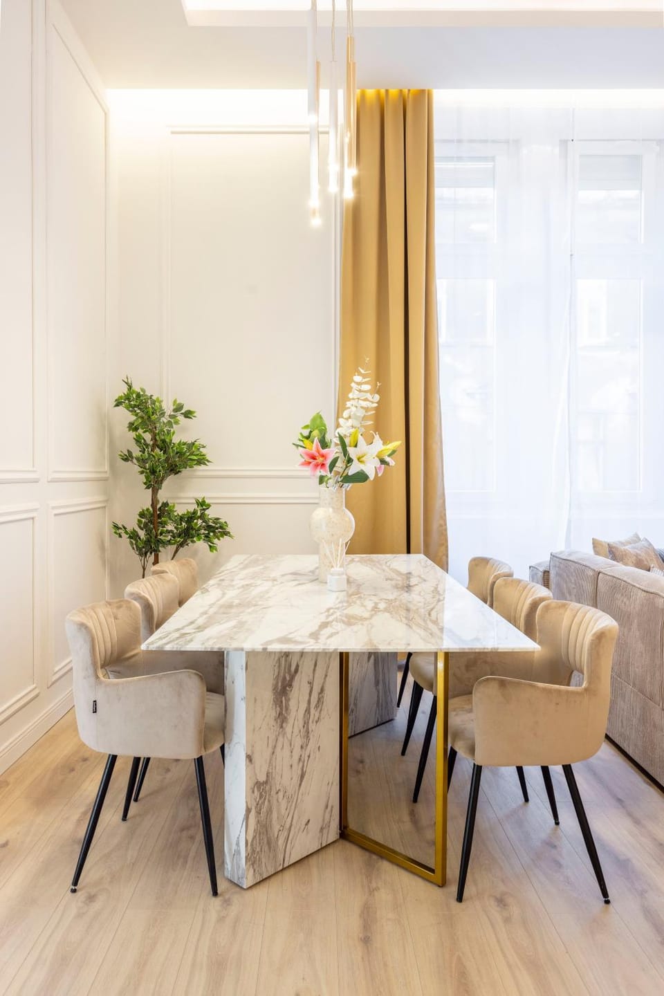 Living room, Seating area, Dining area