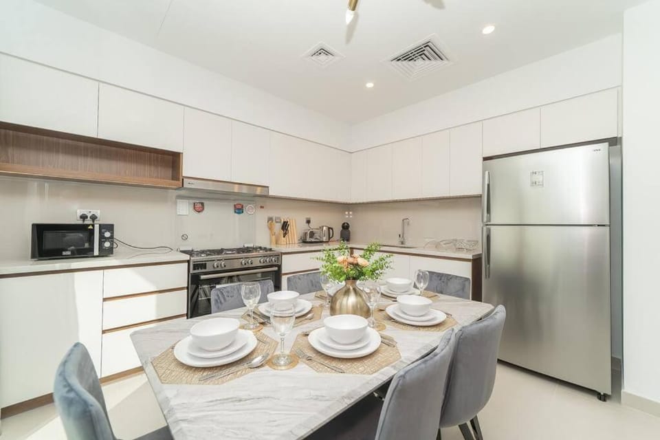 Luxurious 3 BR with Maid Room in Arabian Ranches 2 Villa in Dubai