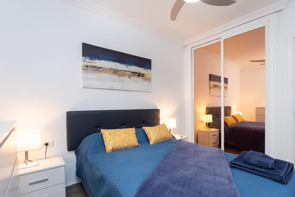Home2Book Cozy Flat Las Americas Beach, Pool Apartment in Playa de las Americas