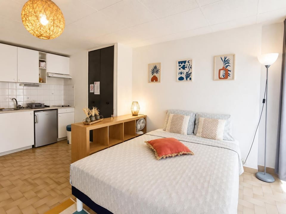 Studio spacieux centre-ville avec ascenseur - Le Bohème Apartment in Provence-Alpes-Côte d'Azur