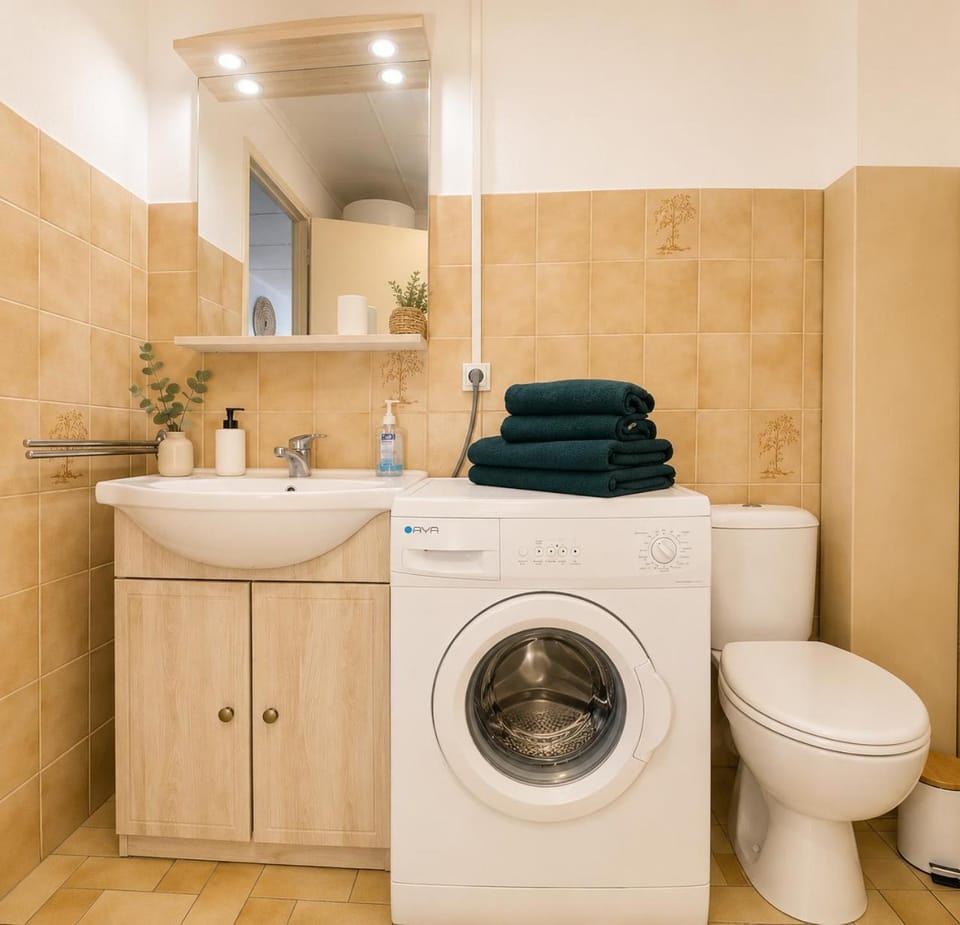 Studio spacieux centre-ville avec ascenseur - Le Bohème Apartment in Provence-Alpes-Côte d'Azur