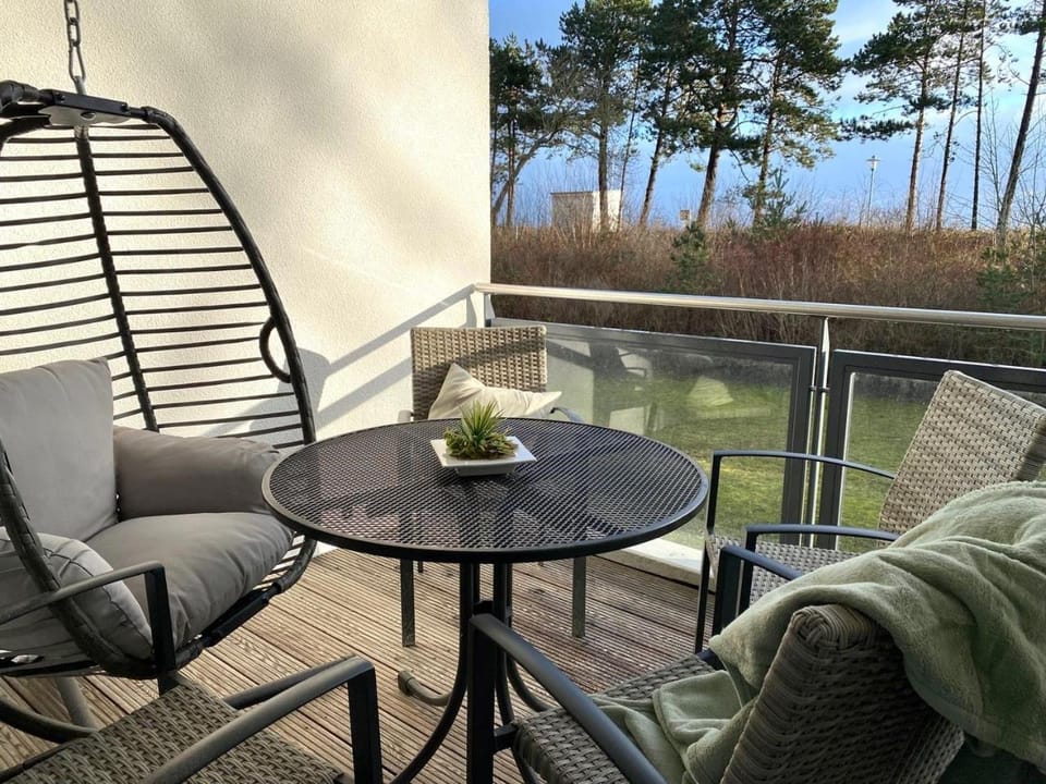 View (from property/room), Balcony/Terrace, Seating area