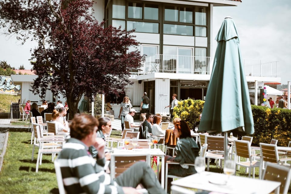 Restaurant/places to eat, Restaurant/places to eat