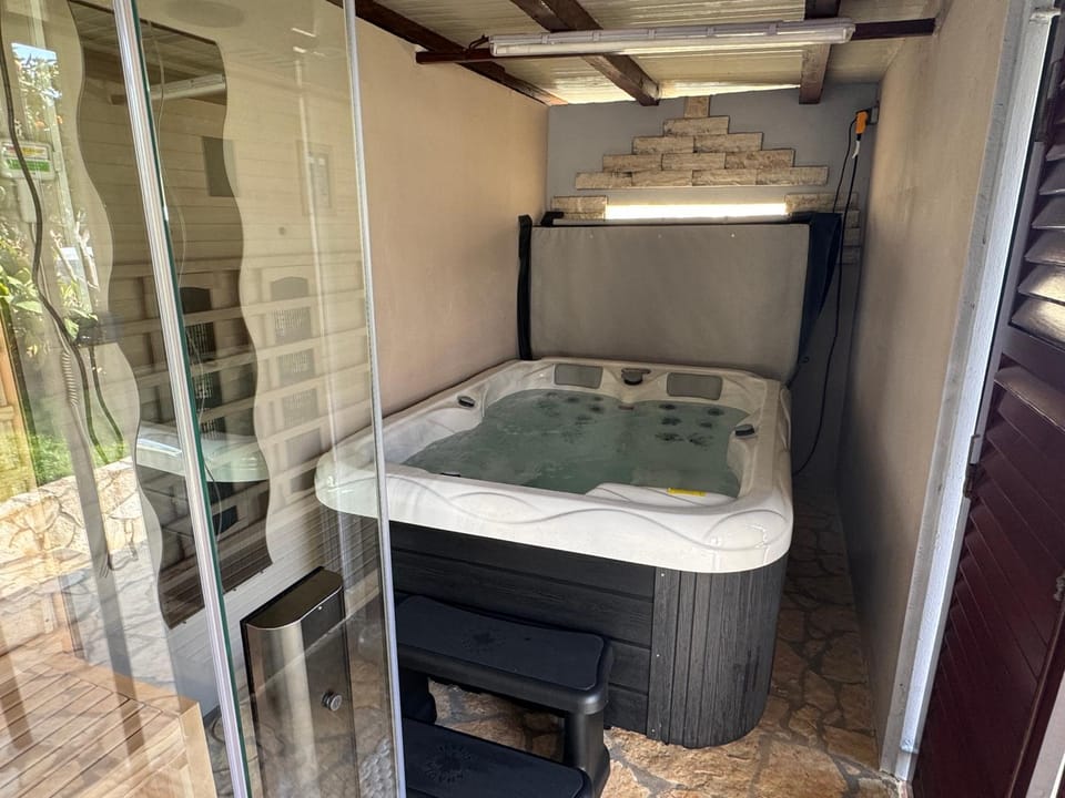Authentische Ferienwohnung Sunshine Apartment in Pula