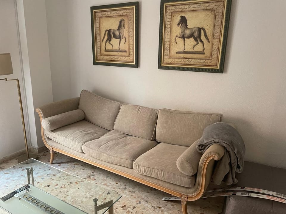 Living room, Lounge or bar