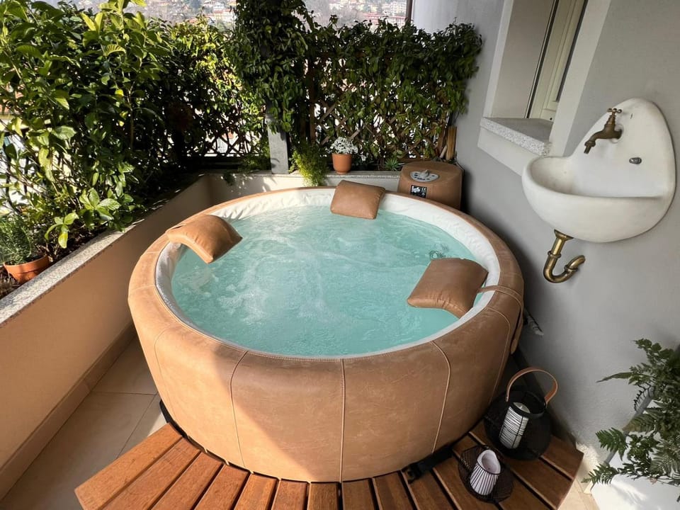 La Bollicina Boutique Apartment and Spa Apartment in Intra