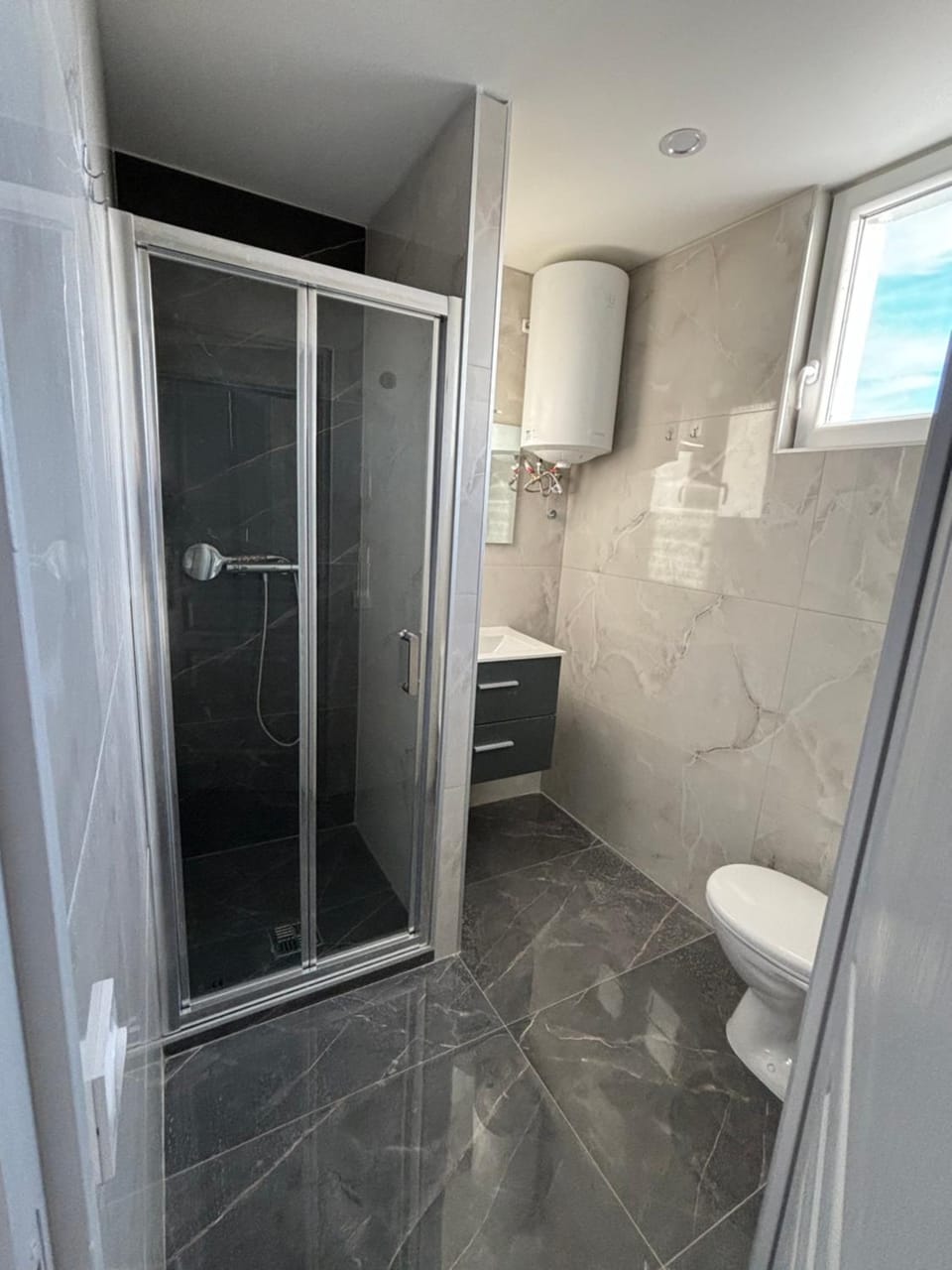Shower, Toilet, Bathroom