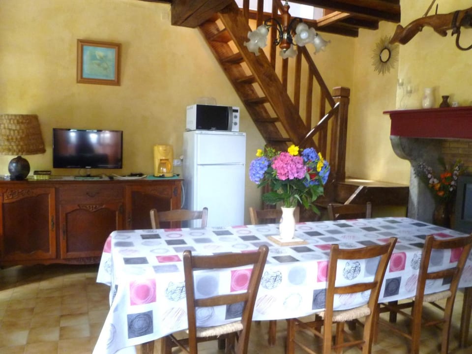 TV and multimedia, Dining area, minibar