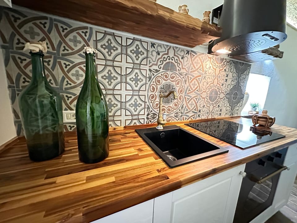 Kitchen or kitchenette, stove