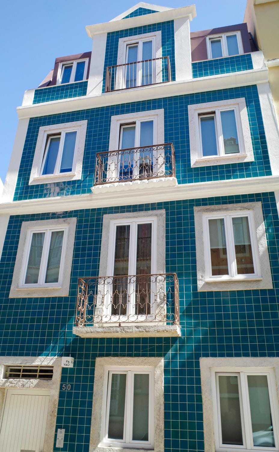 Property building, Day, Street view