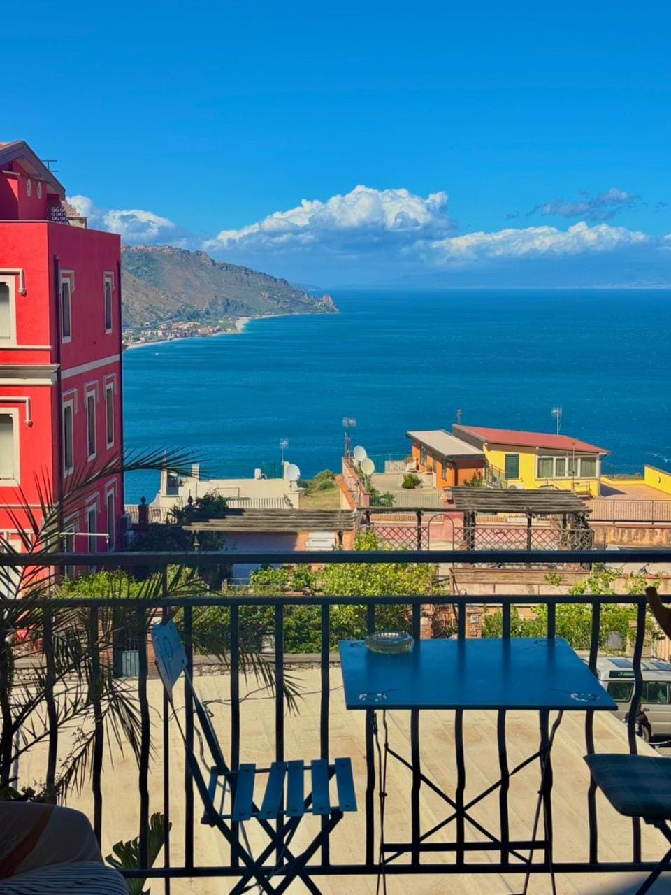 "Sea-See" Studio Taormina Center - Bellissima Vista Mare - Corner Kitchen Apartment in Taormina