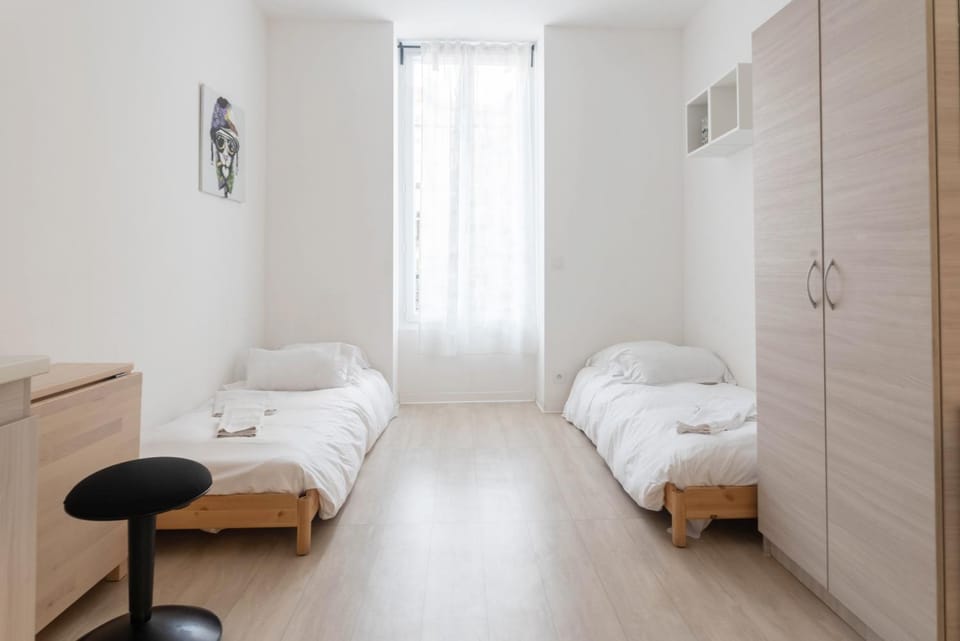 Bed, Bedroom, wardrobe