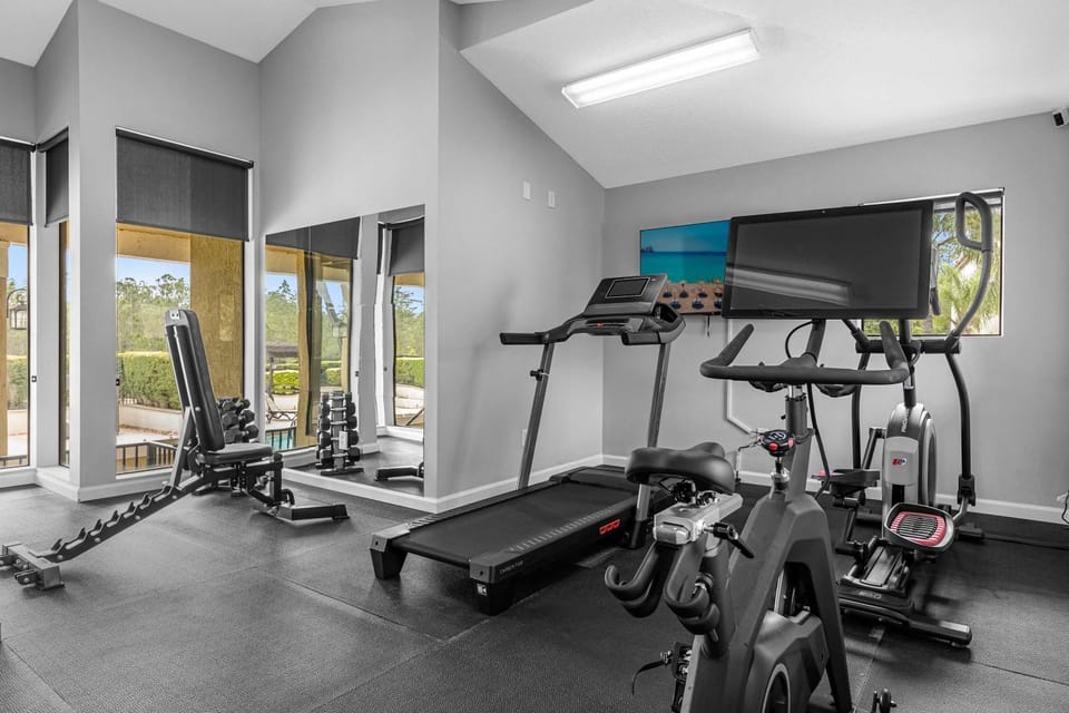 Florida Getaway - Renovated TownHome by Disney! House in Osceola County