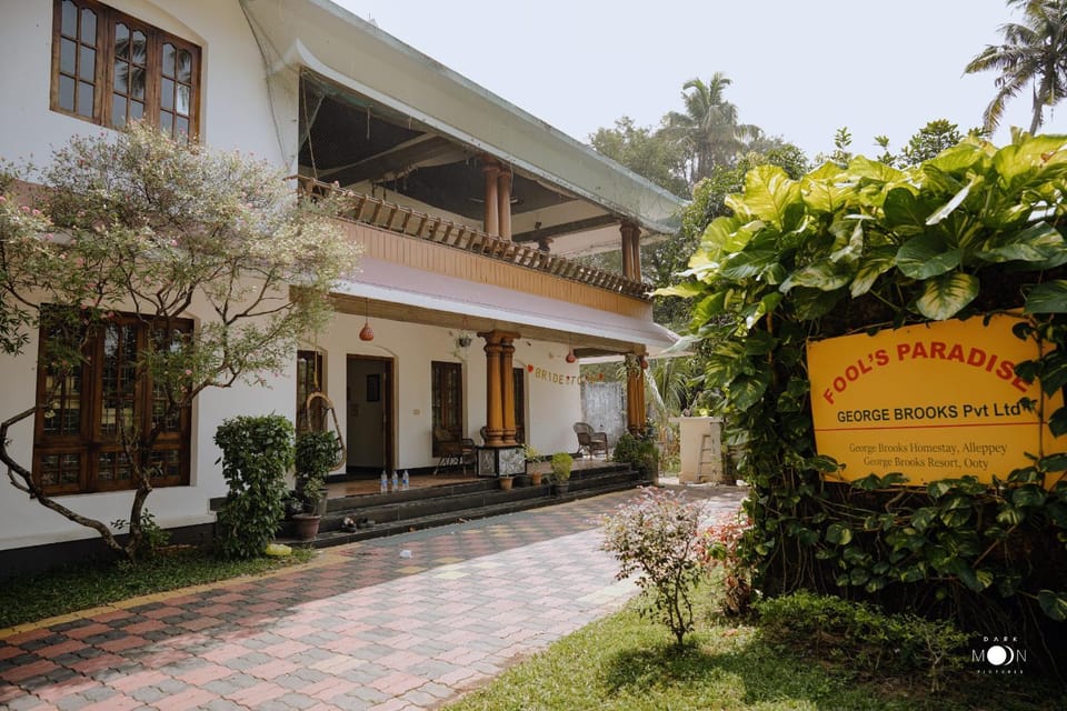 Fool's Paradise Homestay Bed and Breakfast in Alappuzha
