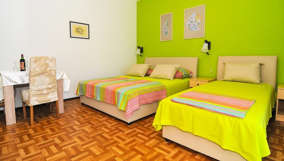 Seating area, Bedroom