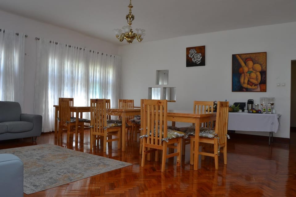 Living room, Dining area, Internal: Not applicable to any particular room
