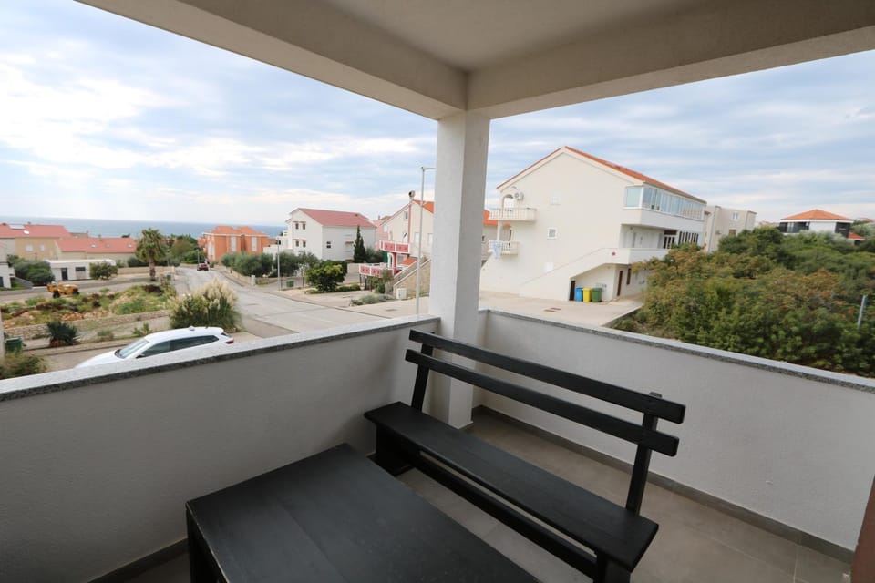 Property building, Day, View (from property/room), Balcony/Terrace