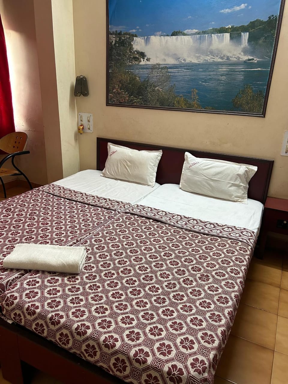 Hotel Prabha Hotel in Maharashtra