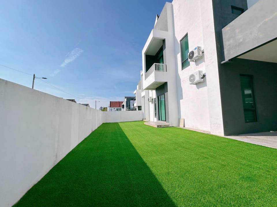 Property building, Day, Garden view