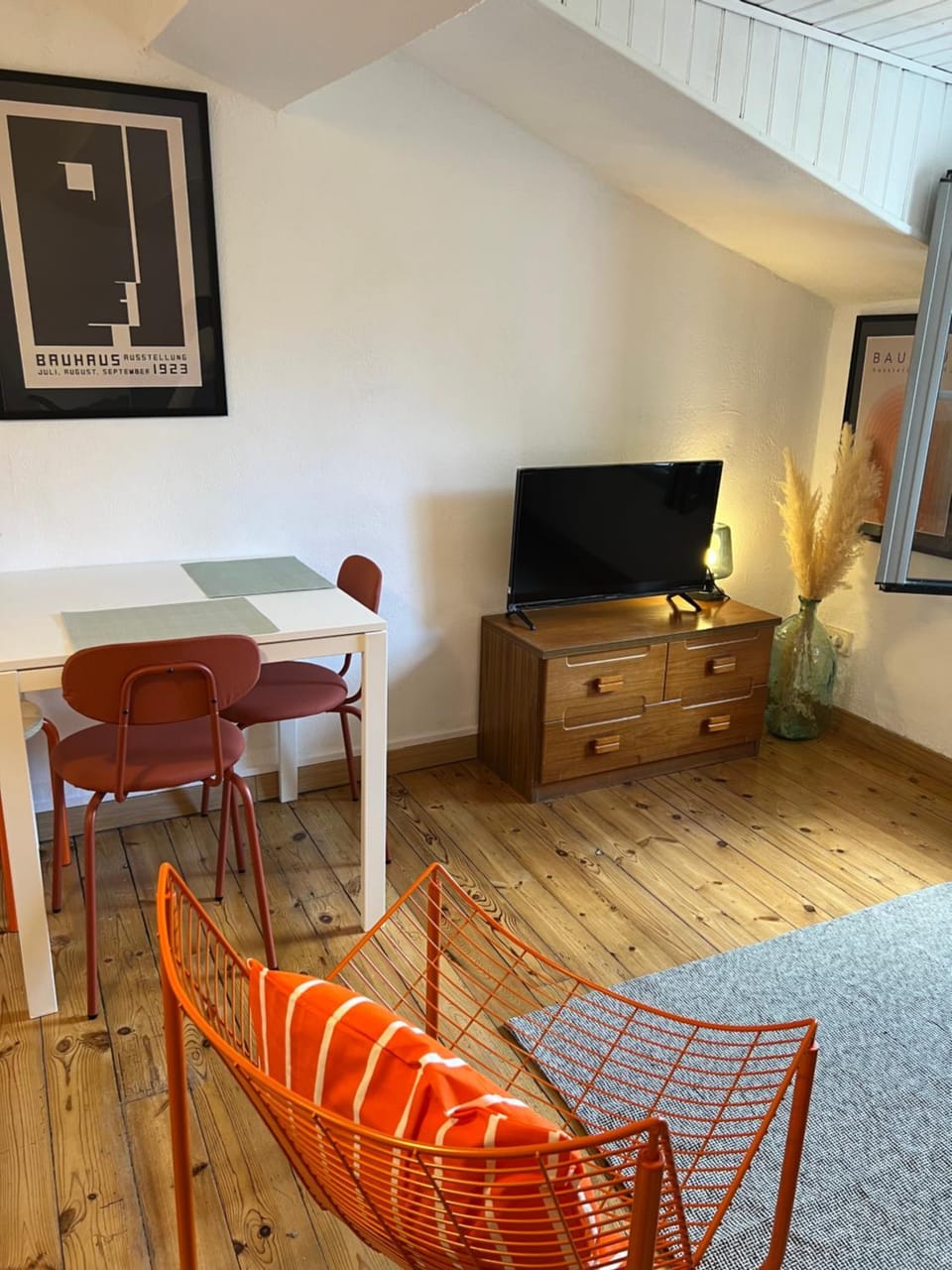 TV and multimedia, Living room, Dining area
