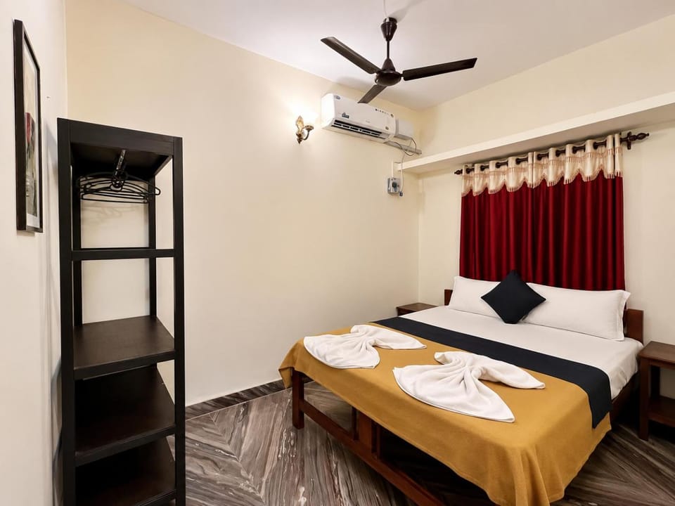 Morjim Sunset Hotel Bed and Breakfast in Goa, India
