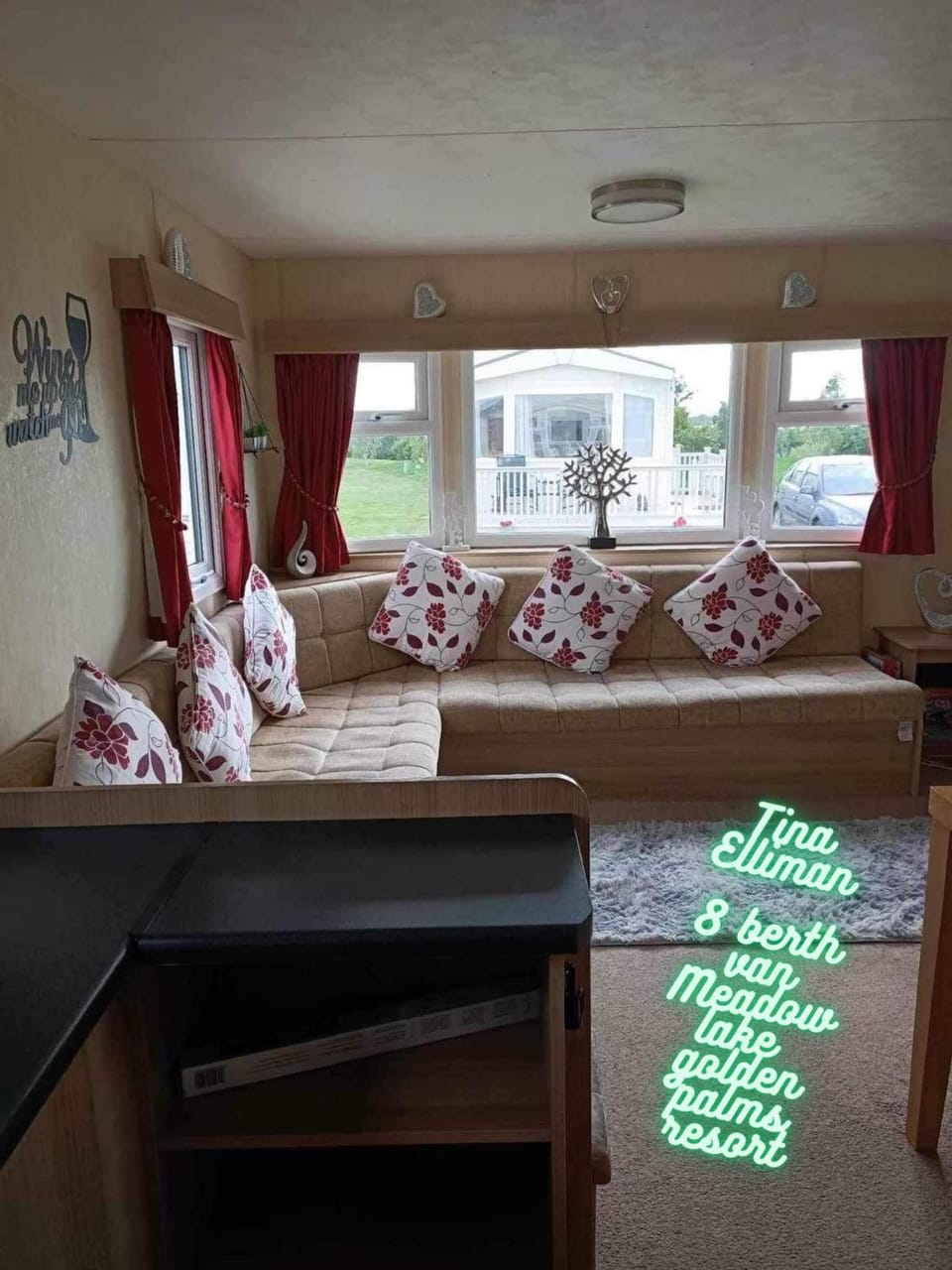 Tina's caravan hire Campground/ 
RV Resort in Chapel Saint Leonards