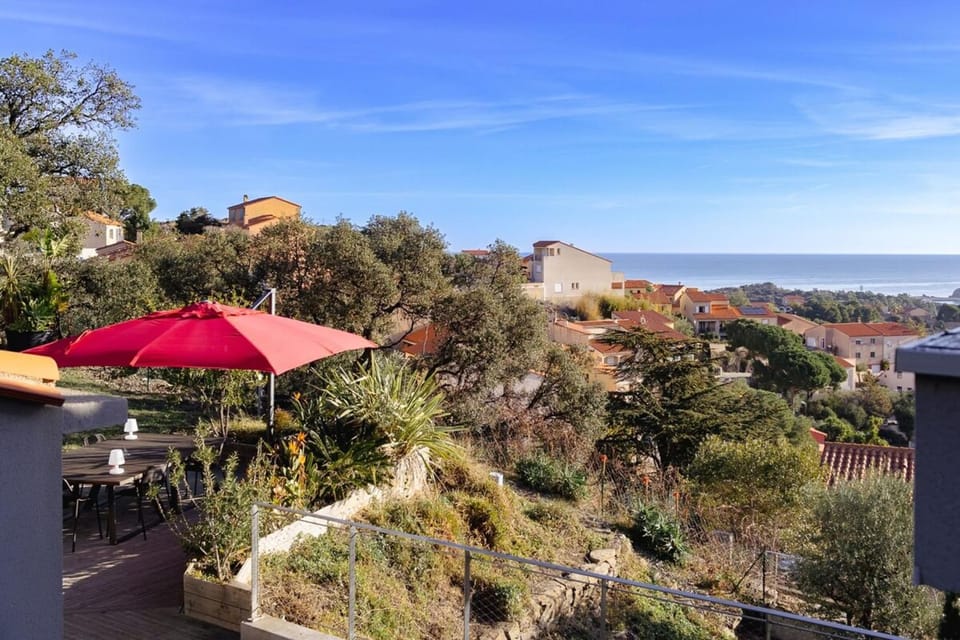 Spring, Day, Natural landscape, Sea view