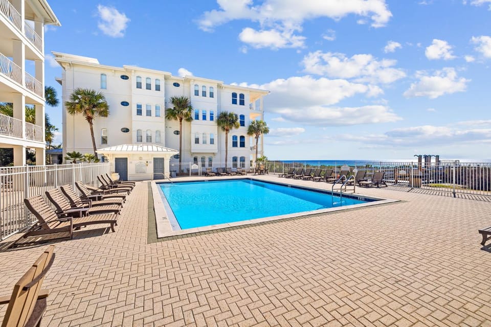 Patio, Neighbourhood, Beach, Sea view, Swimming pool