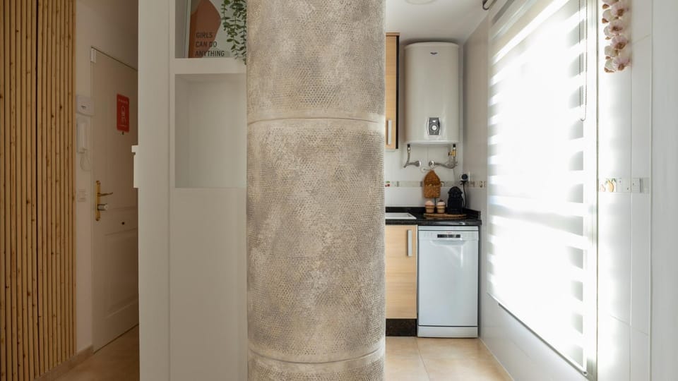 Kitchen or kitchenette, wardrobe