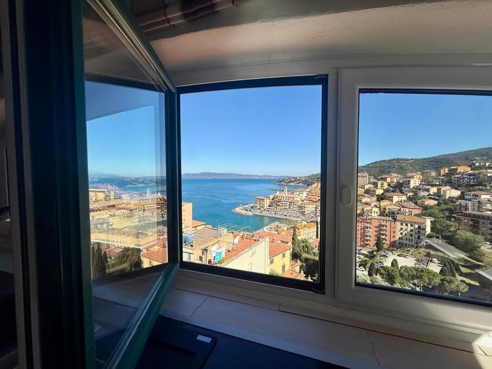 PANORAMIC HOUSE Apartment in Porto Santo Stefano