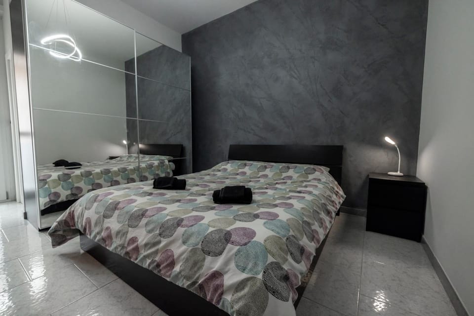 Bed, Bedroom, wardrobe