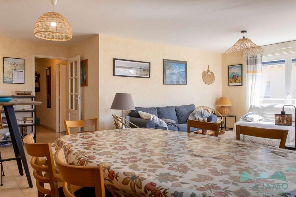 535 - Appartement T2 avec magnifique vue mer Apartment in Brittany