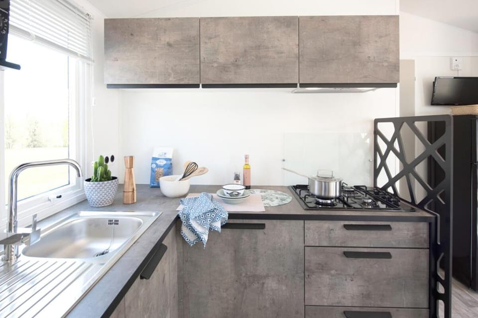 Chalet Bord de Mer Campground/ 
RV Resort in Normandy