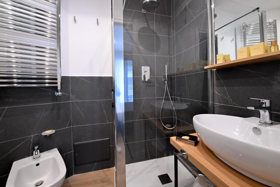 Shower, Toilet, Bathroom, bidet